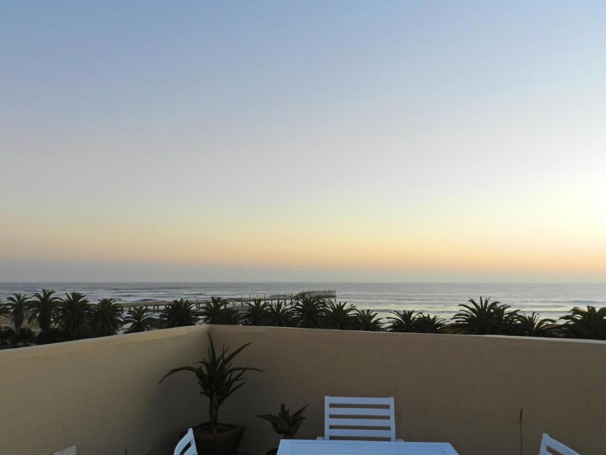 Hotel Zum Kaiser Swakopmund Exterior photo